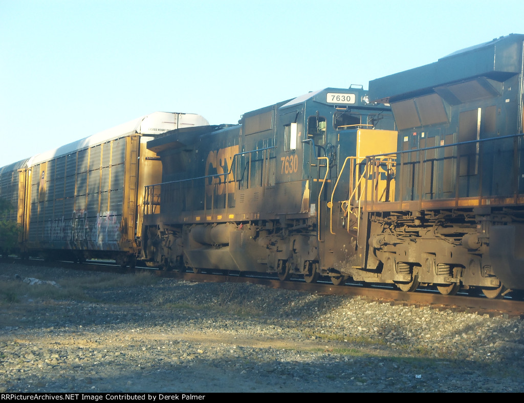 CSX 7630 Trailing